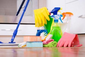 Прибирання будинку: як часто його проводити?